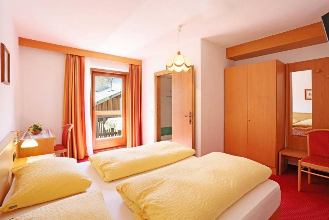 Gasthof Albergo Neuwirt Pfitsch Exterior foto
